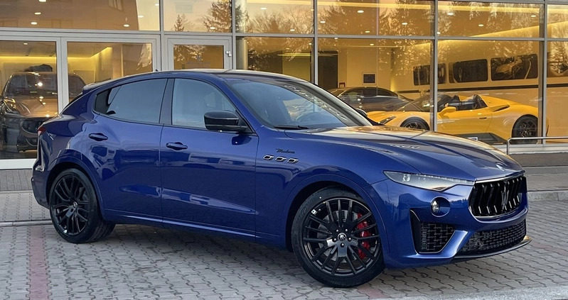 Maserati Levante cena 186175 przebieg: 12, rok produkcji 2023 z Grodków małe 121